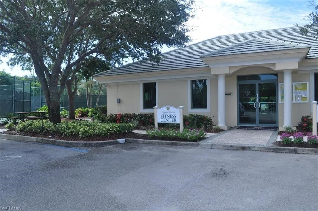 2730 Cypress Trace Cir, Unit 2820, Naples, FL 34119 Photo
