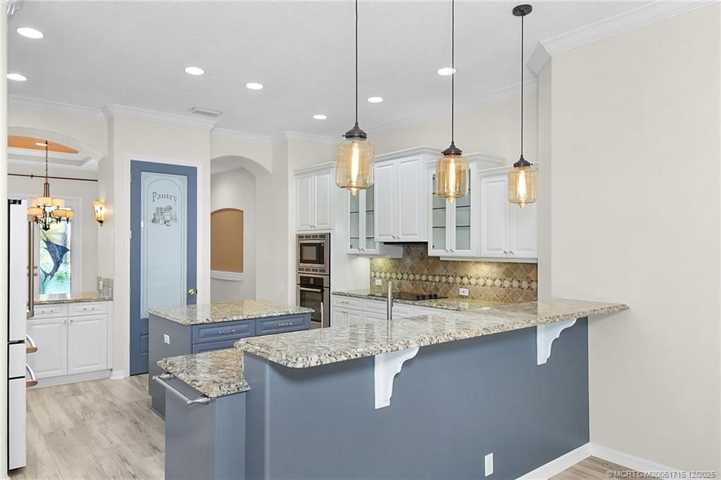 221 SW Lake Rush Court, Palm City, FL 34990 Photo