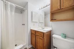 9400 Shore Dr. photo 4