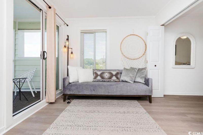 9400 Shore Dr. Photo 22