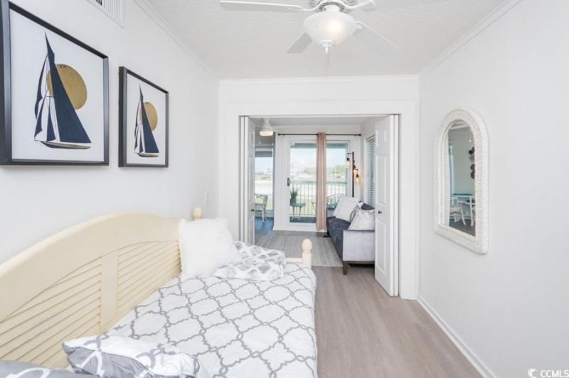 9400 Shore Dr. Photo 29