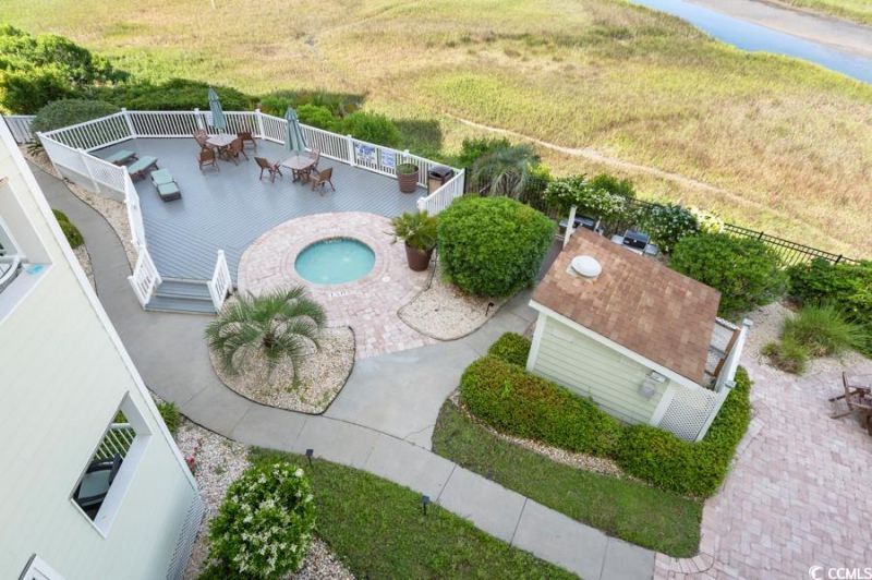 9400 Shore Dr. Photo 33