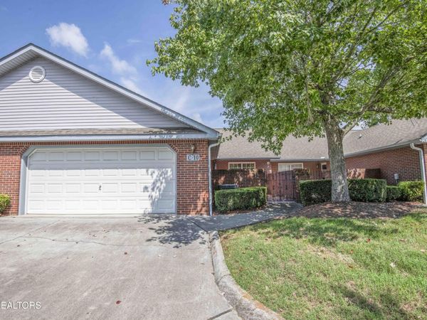 805 Cedar Lane, Knoxville, TN 37912