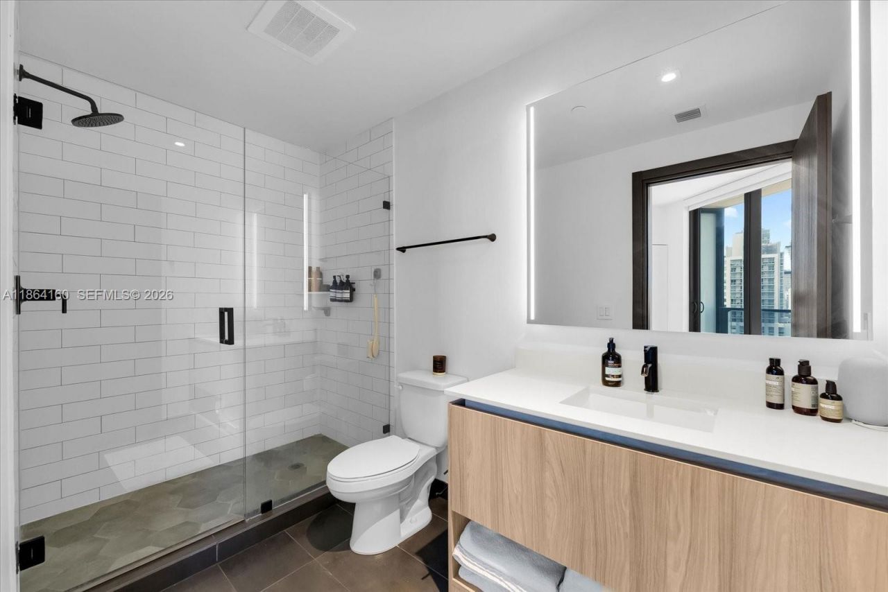 398 NE 5th St, Unit 3714, Miami, FL 33132 Photo