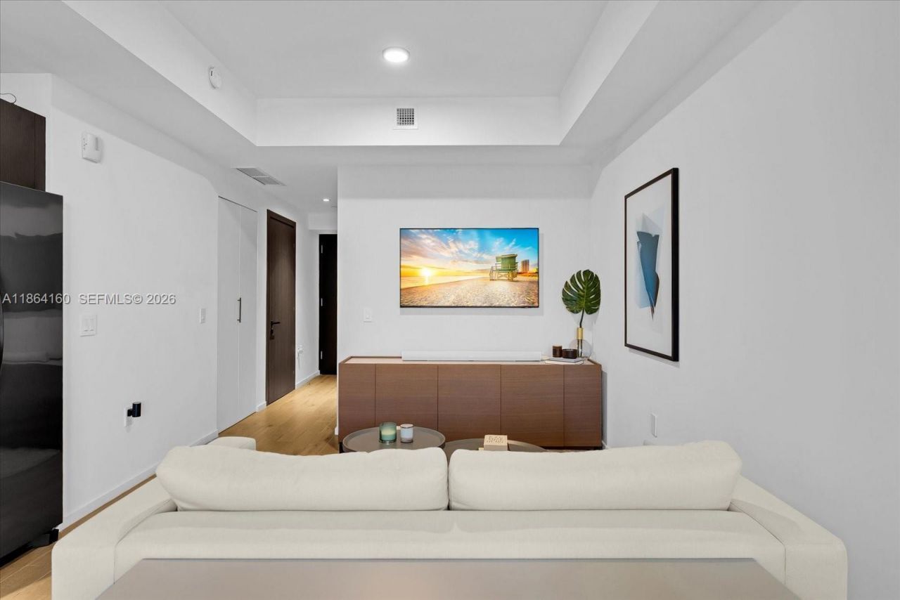 398 NE 5th St, Unit 3714, Miami, FL 33132 Photo