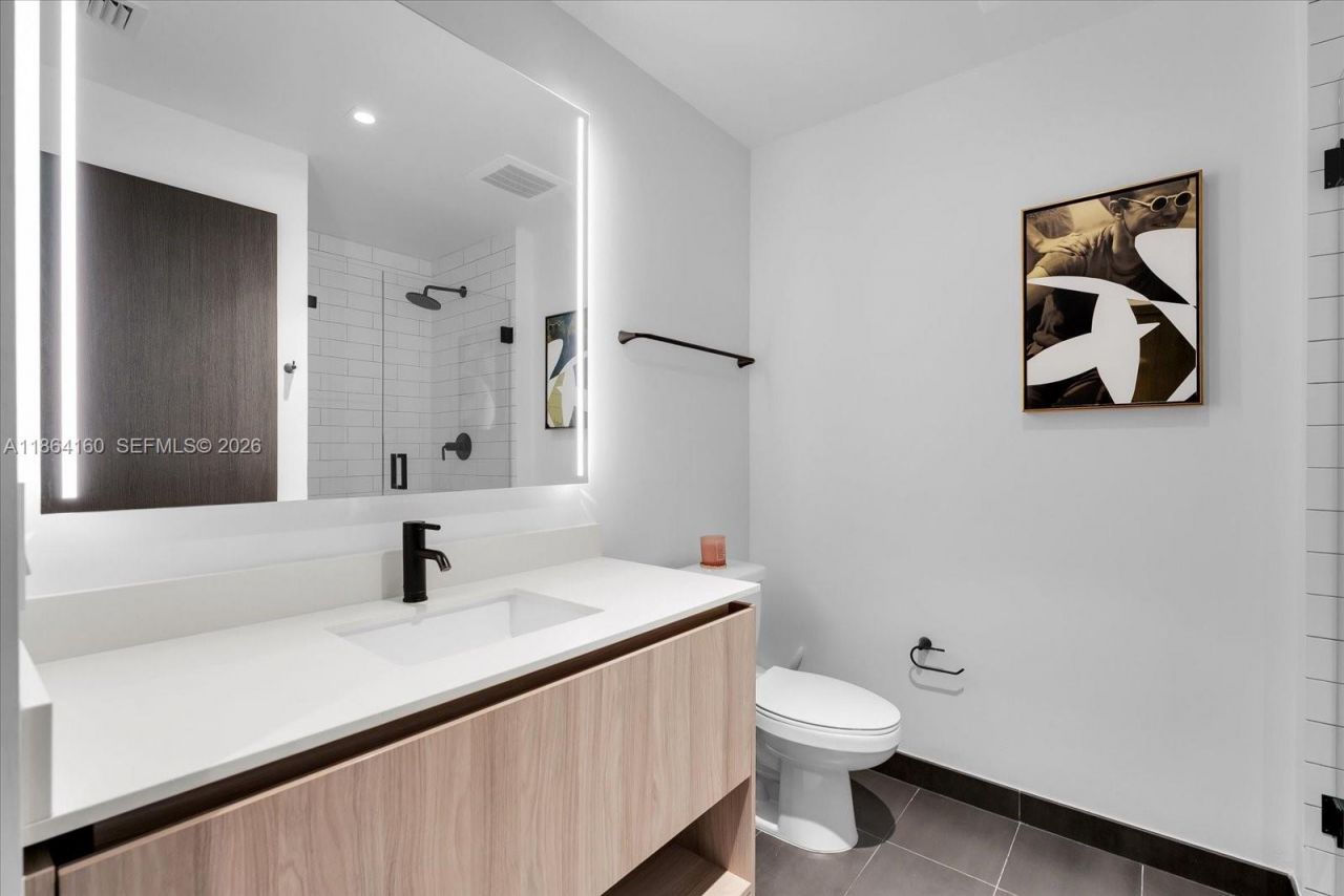 398 NE 5th St, Unit 3714, Miami, FL 33132 Photo