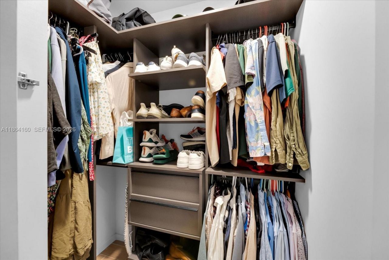 398 NE 5th St, Unit 3714, Miami, FL 33132 Photo