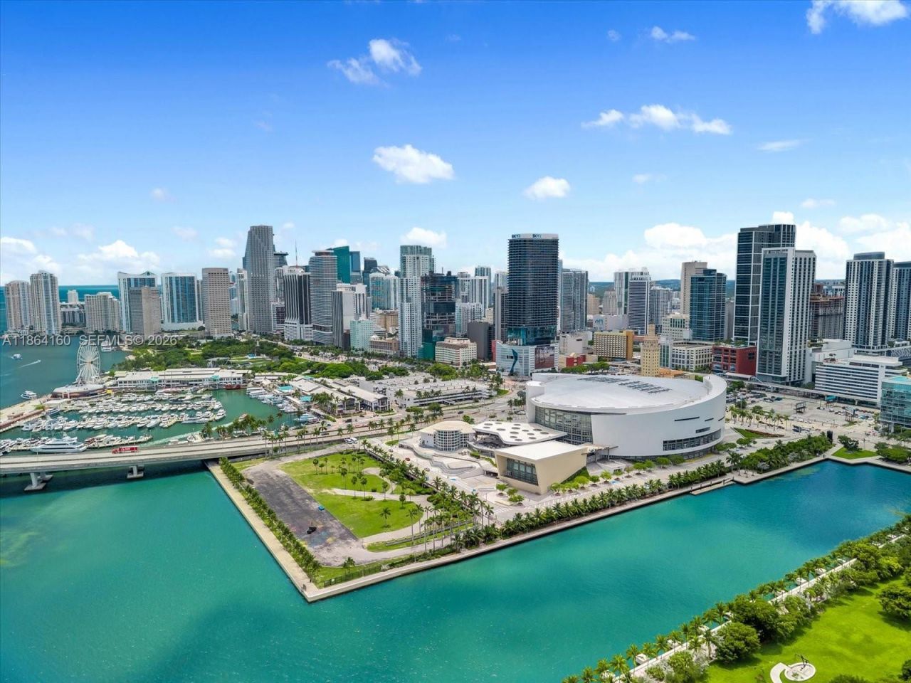 398 NE 5th St, Unit 3714, Miami, FL 33132 Photo