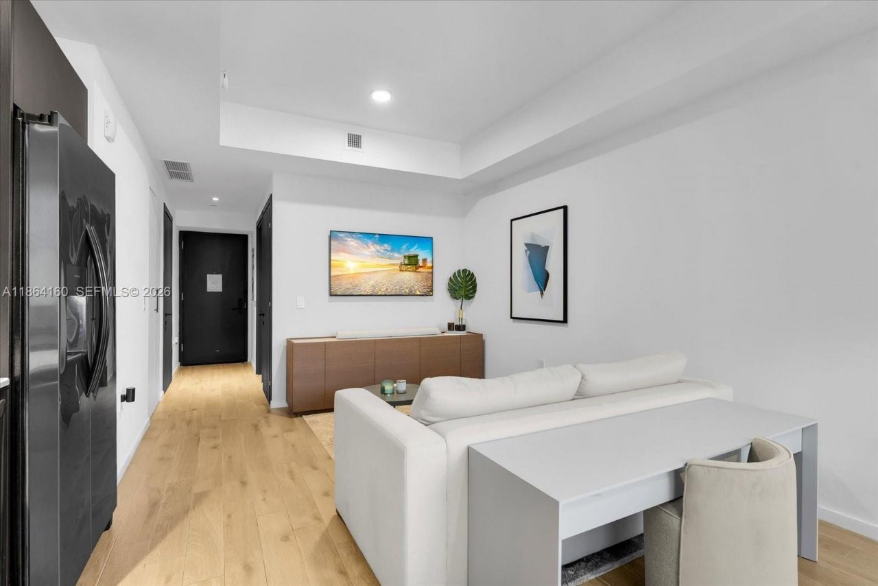 398 NE 5th St, Unit 3714, Miami, FL 33132 Photo