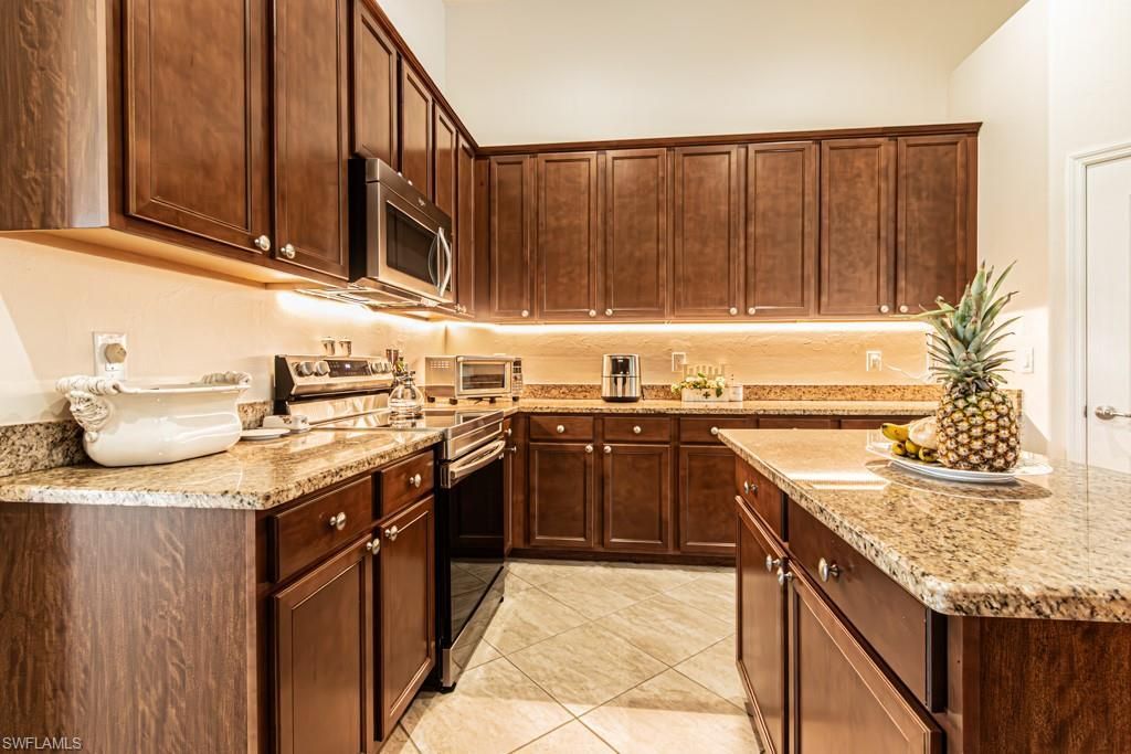 27151 Mora Rd, Bonita Springs, FL 34135 Photo