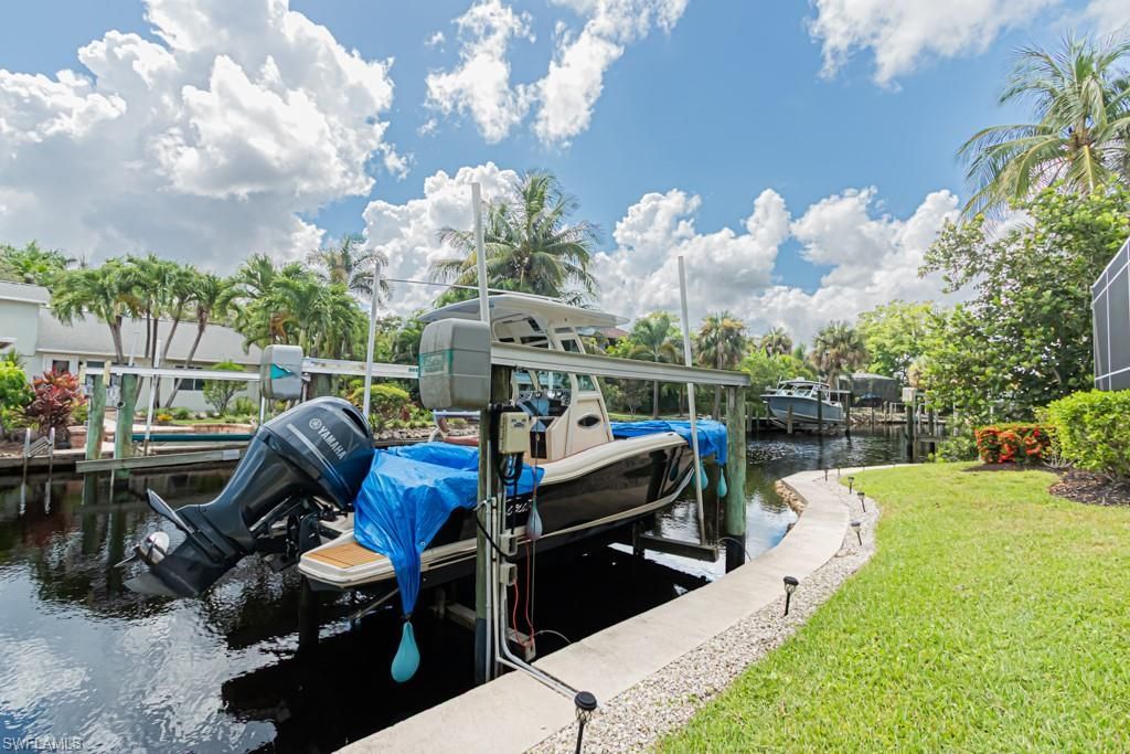 27151 Mora Rd, Bonita Springs, FL 34135 Photo