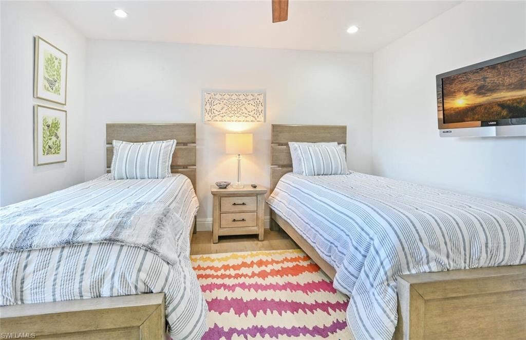 3105 Riviera Dr, Unit A-201, Naples, FL 34103 Photo