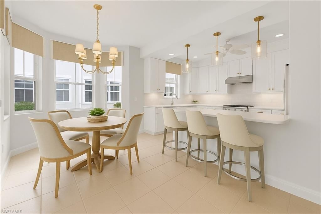 583 Avellino Isles Cir, Unit 102, Naples, FL 34119 Photo