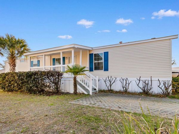 1521 Beacon Ave., North Myrtle Beach, SC 29582