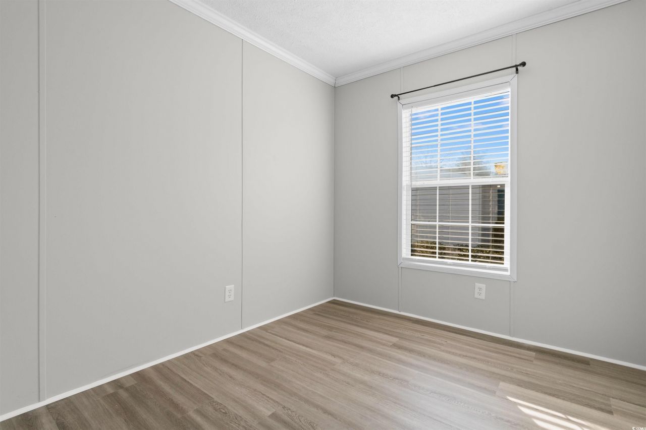 1521 Beacon Ave. Photo 17