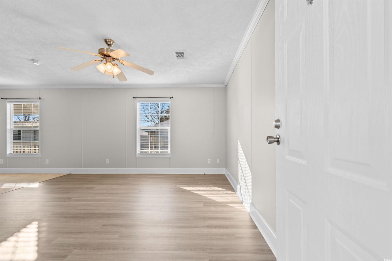 1521 Beacon Ave. Photo 6