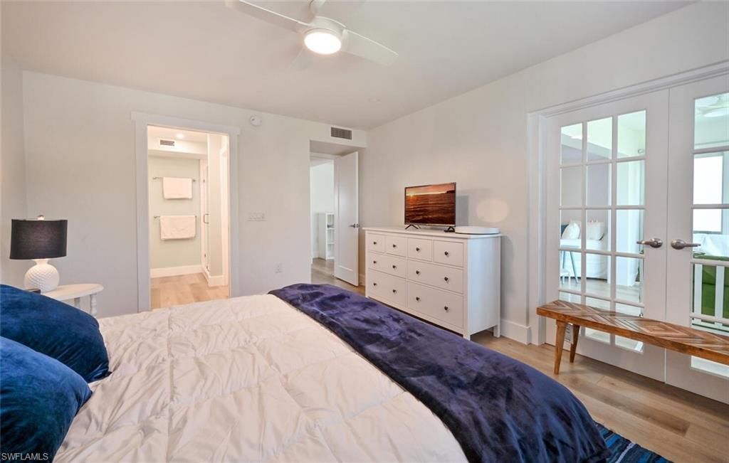 250 7th Ave S, Unit 202, Naples, FL 34102 Photo