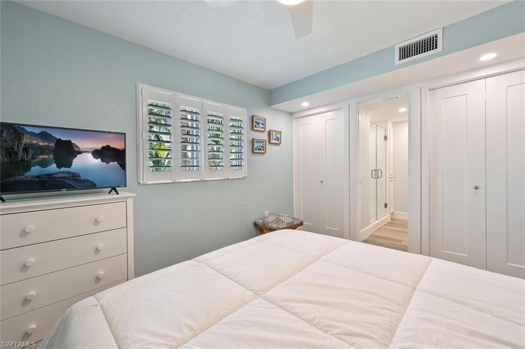 250 7th Ave S, Unit 202, Naples, FL 34102 Photo