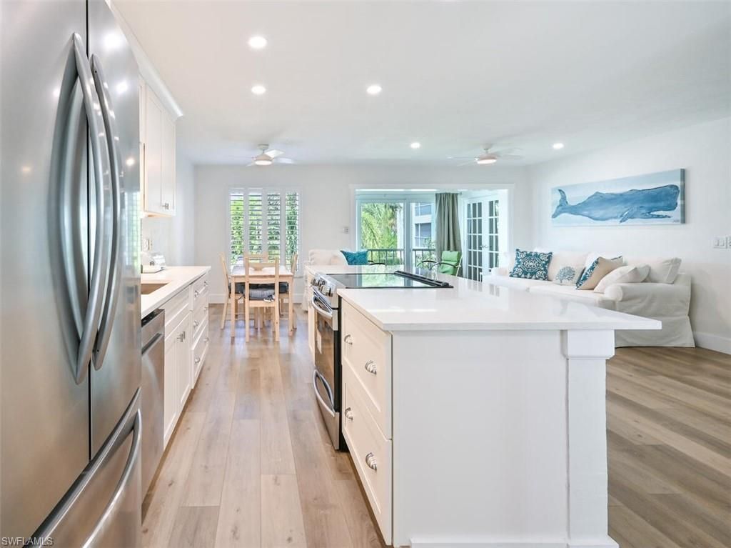 250 7th Ave S, Unit 202, Naples, FL 34102 Photo