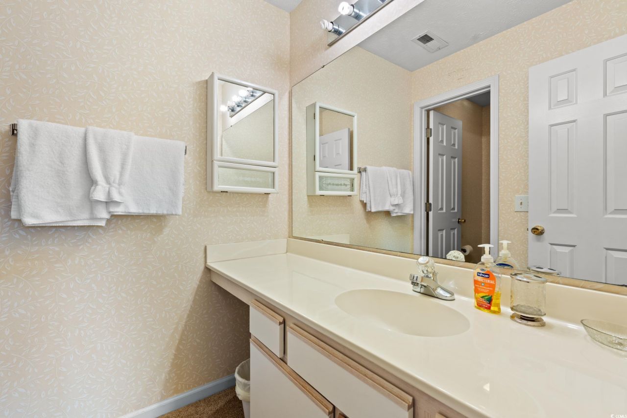 117 Pinehurst Ln. Photo 5