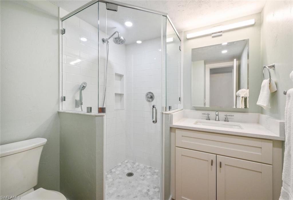 250 7th Ave S, Unit 301, Naples, FL 34102 Photo
