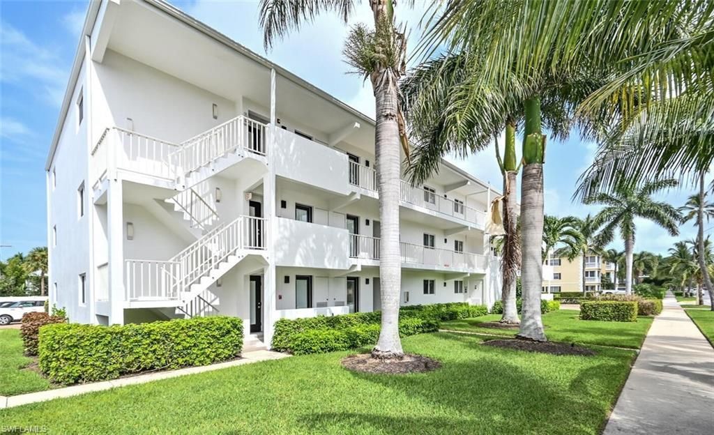 250 7th Ave S, Unit 301, Naples, FL 34102 Photo