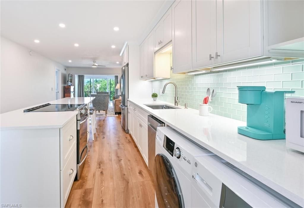 250 7th Ave S, Unit 301, Naples, FL 34102 Photo