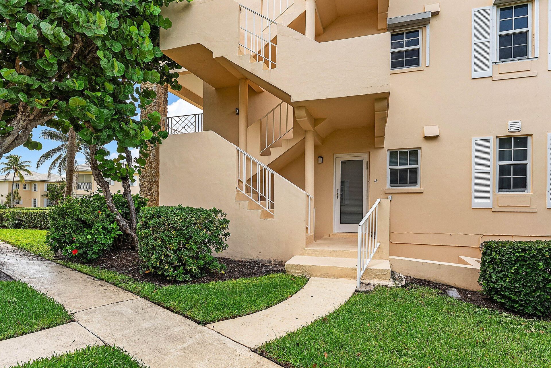 2103 S Ocean Boulevard, Unit 4-B, Delray Beach, FL 33483 Photo
