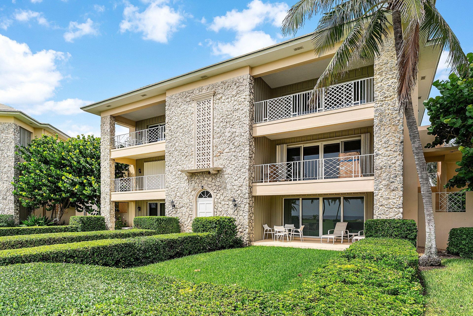 2103 S Ocean Boulevard, Unit 4-B, Delray Beach, FL 33483 Photo