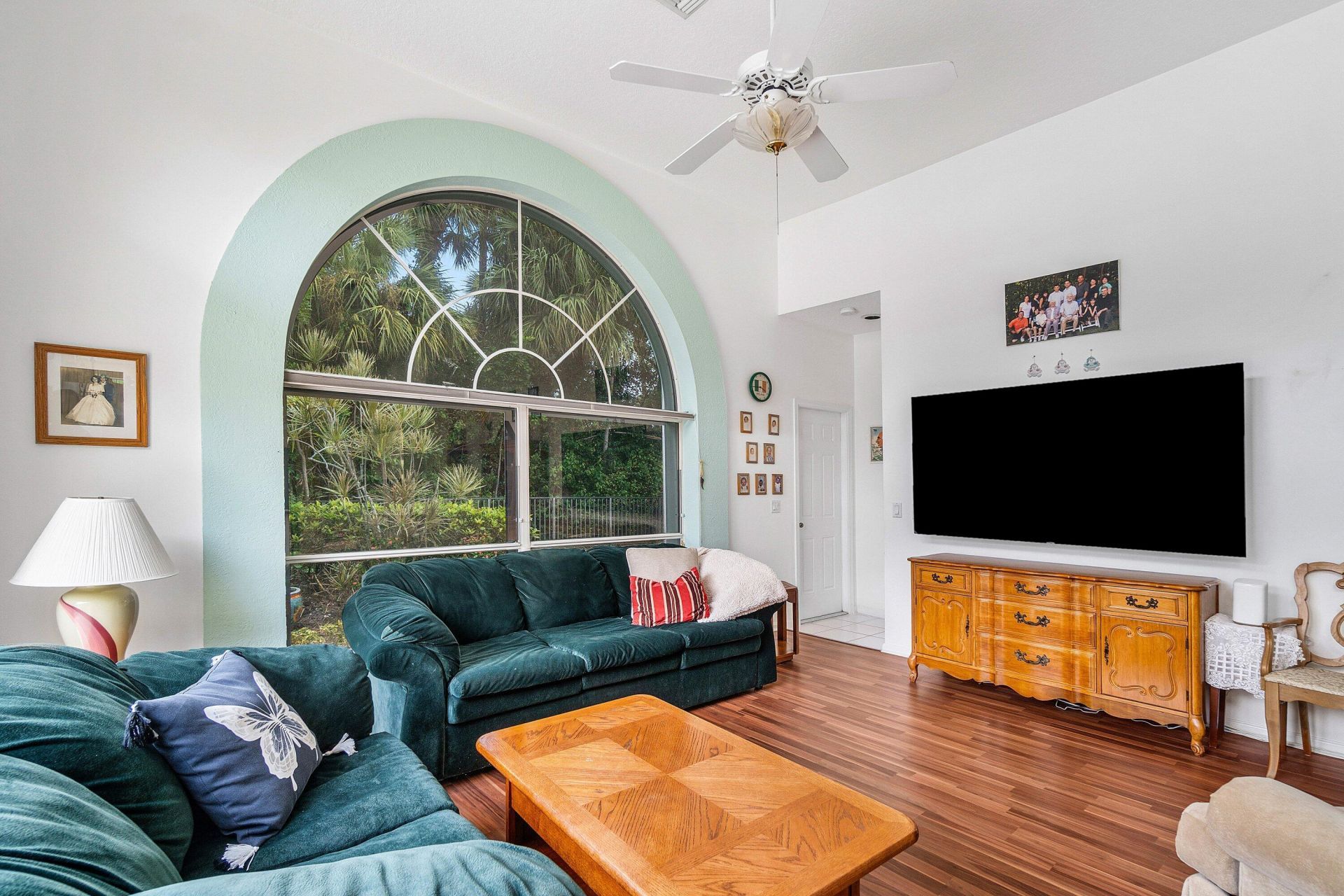 9043 Cypress Hollow Drive, Palm Beach Gardens, FL 33418 Photo