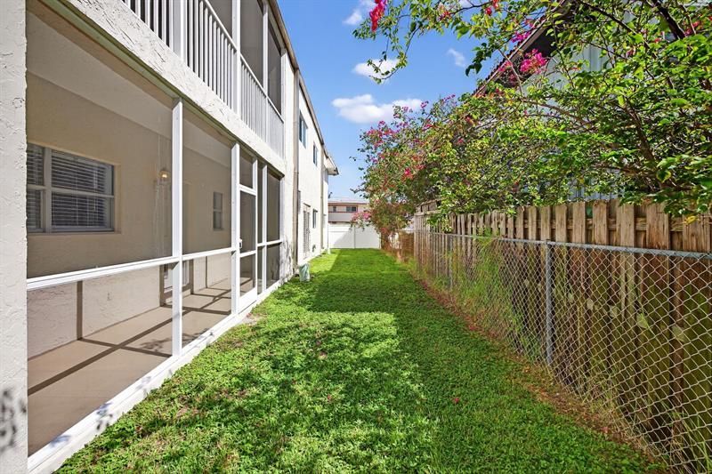 1450 N Riverside Drive, Unit 102, Pompano Beach, FL 33062 Photo