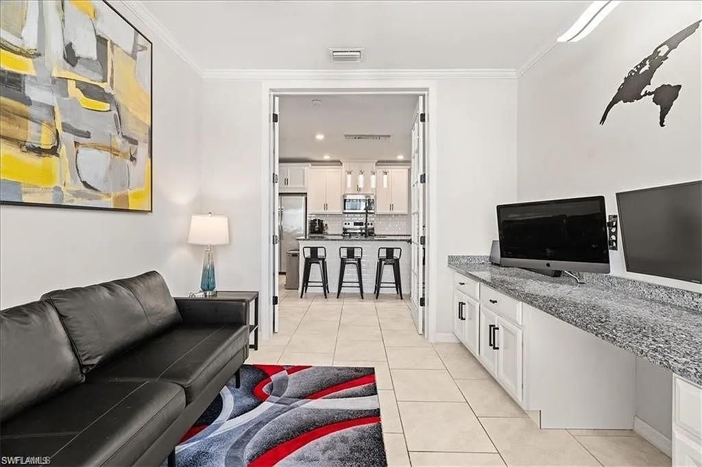 14672 Edgewater Cir, Naples, FL 34114 Photo