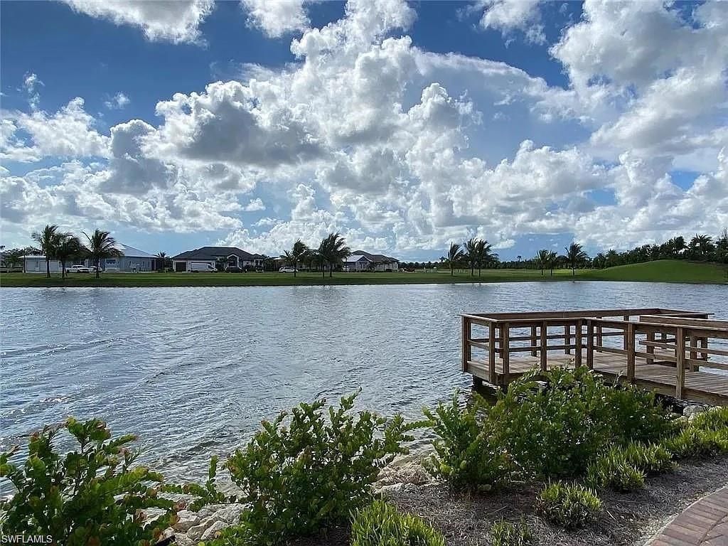 14672 Edgewater Cir, Naples, FL 34114 Photo