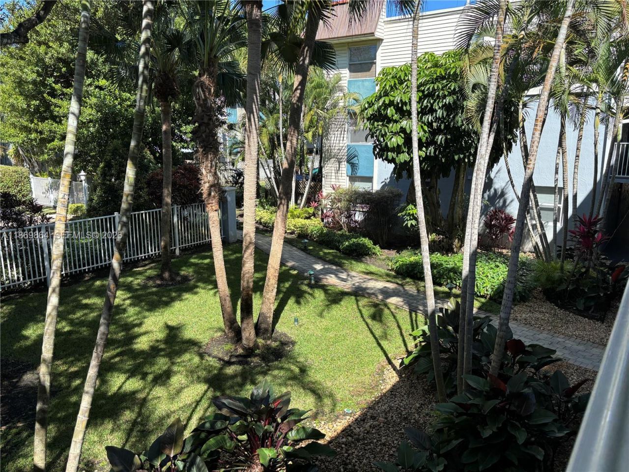 4600 SW 67th Ave, Unit 212, Miami, FL 33155 Photo