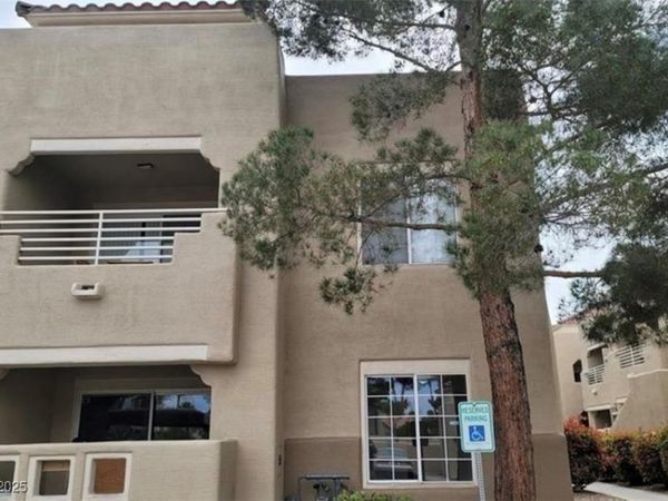 1909 Villa Palms Court, Unit 109, Las Vegas, NV 89128