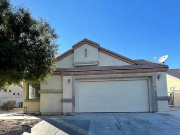 5713 Lawrence Street, North Las Vegas, NV 89081
