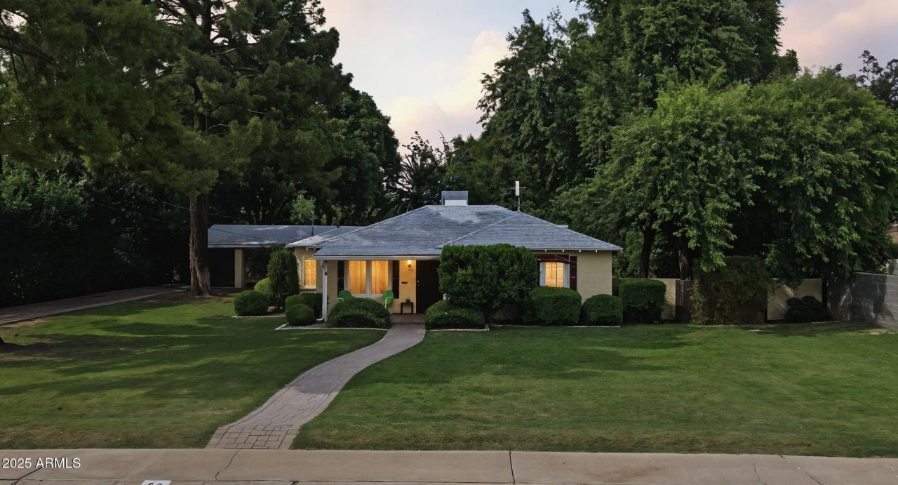 22 E 15th Street E, Tempe, AZ 85281 Main Photo