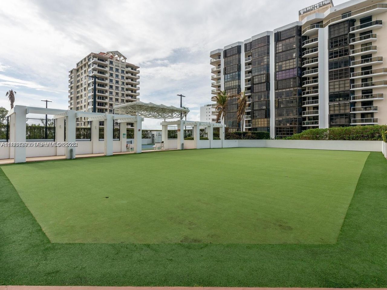 6365 Collins Ave(avail 04/05/2026), Unit 3010, Miami Beach, FL 33141 Photo