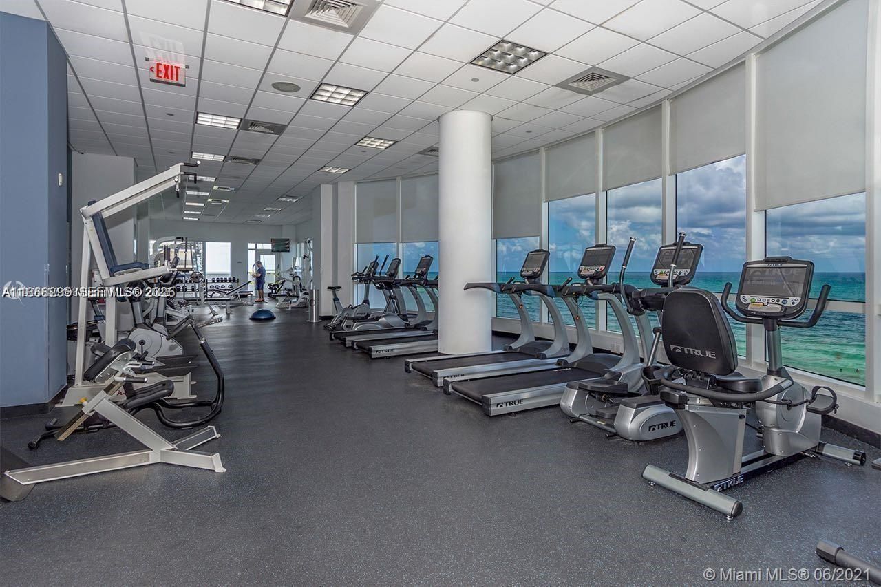 6365 Collins Ave(avail 04/05/2026), Unit 3010, Miami Beach, FL 33141 Photo