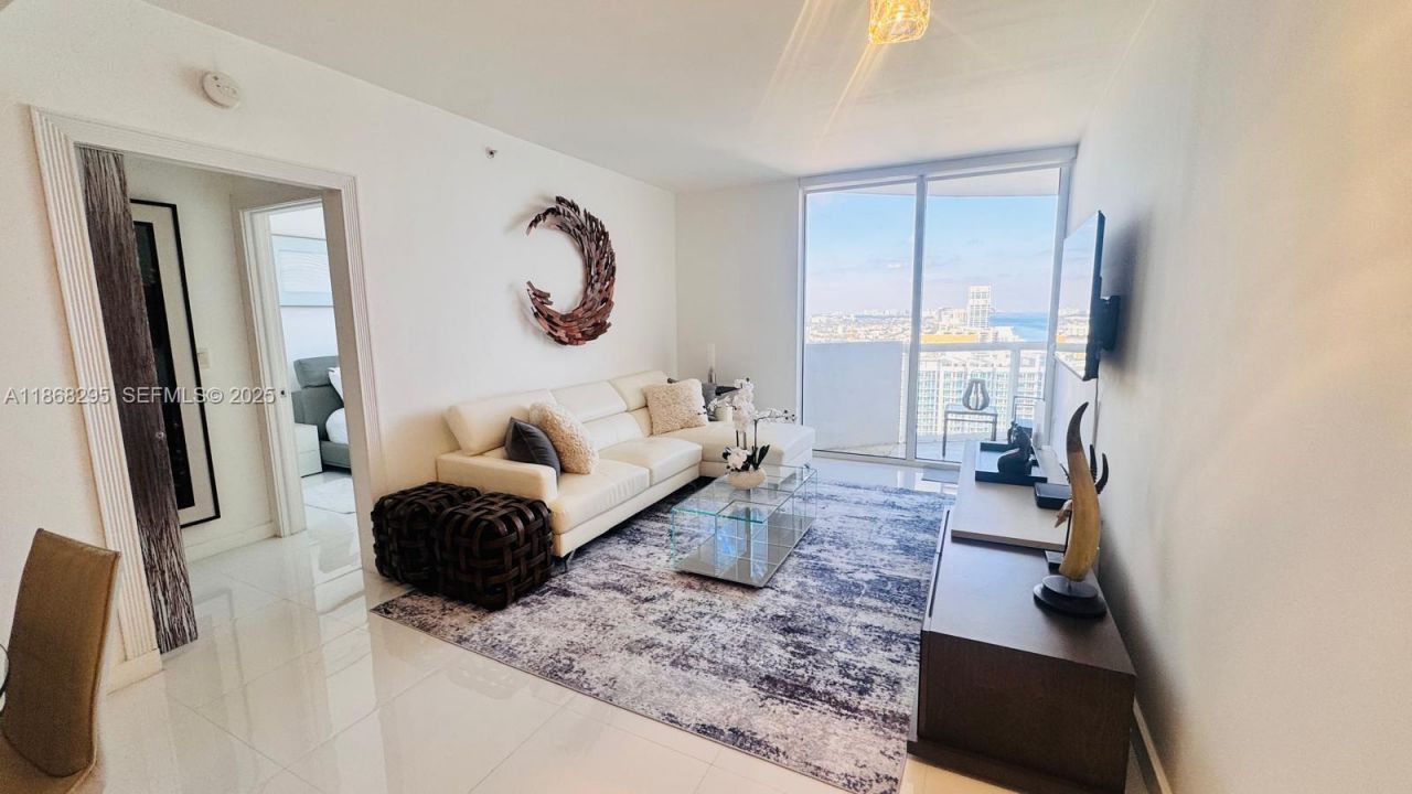 6365 Collins Ave(avail 04/05/2026), Unit 3010, Miami Beach, FL 33141 Photo