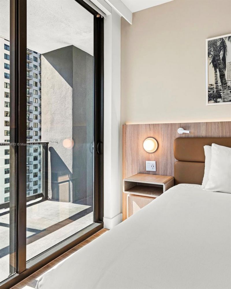 601 NE 1st Ave, Unit 1803, Miami, FL 33132 Photo