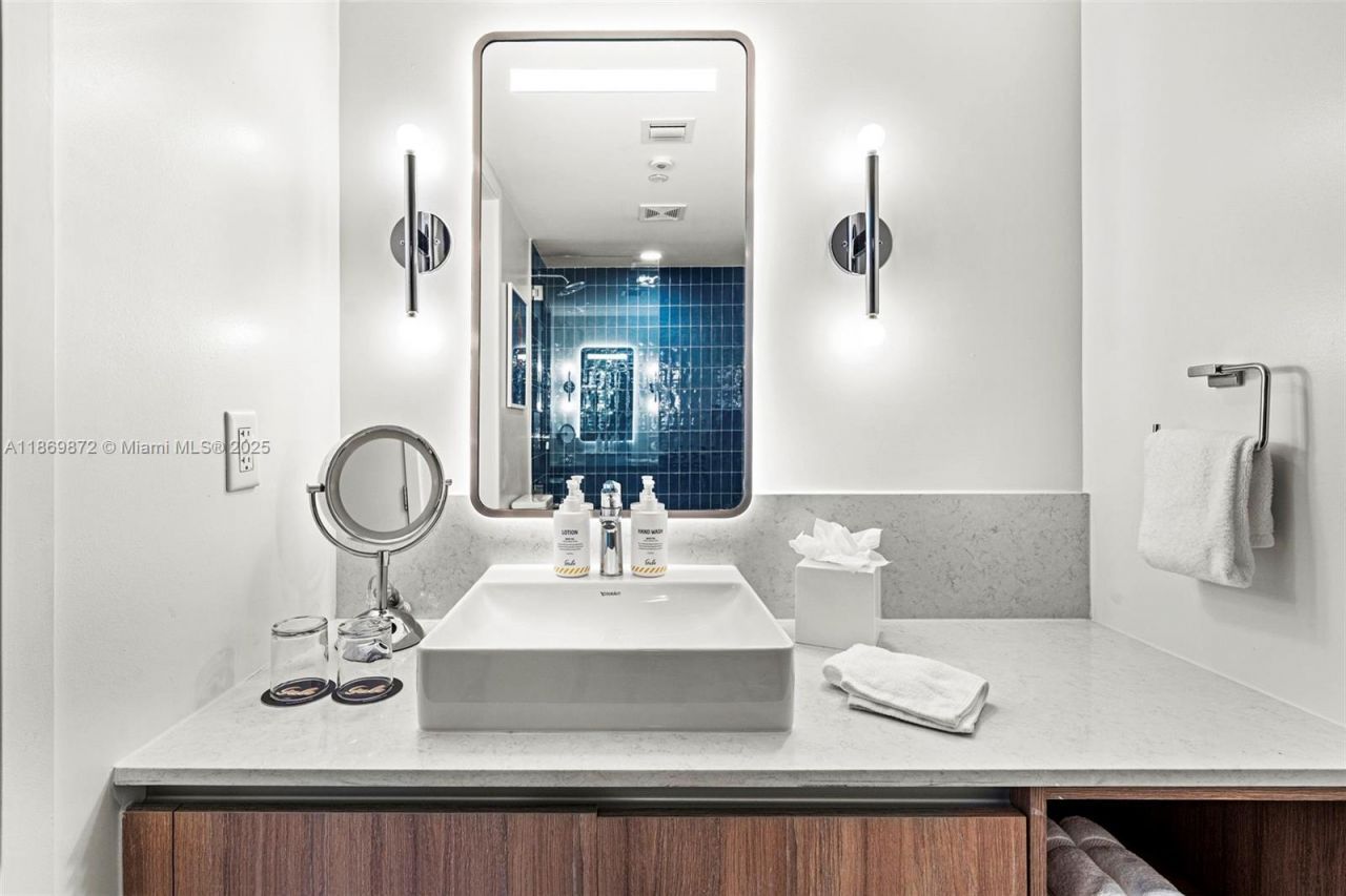 601 NE 1st Ave, Unit 1803, Miami, FL 33132 Photo