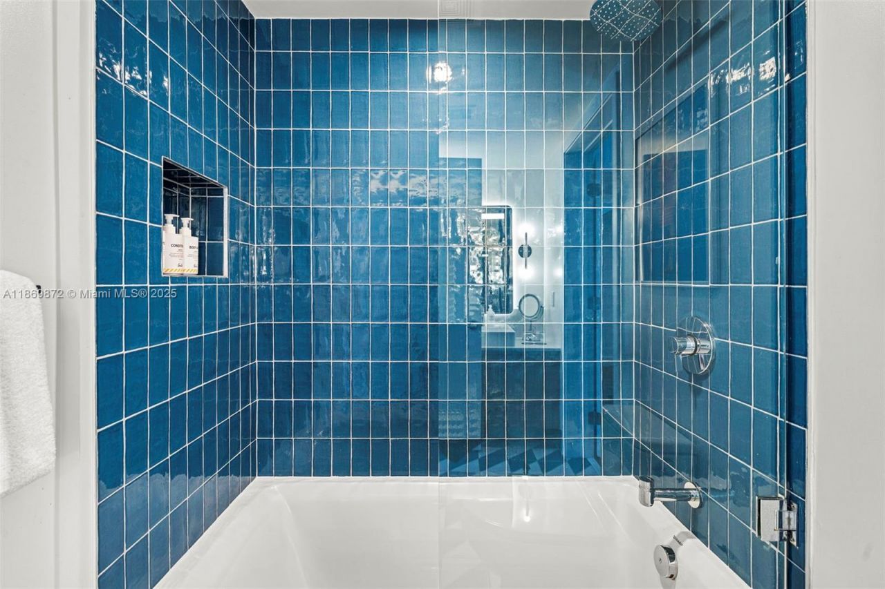 601 NE 1st Ave, Unit 1803, Miami, FL 33132 Photo