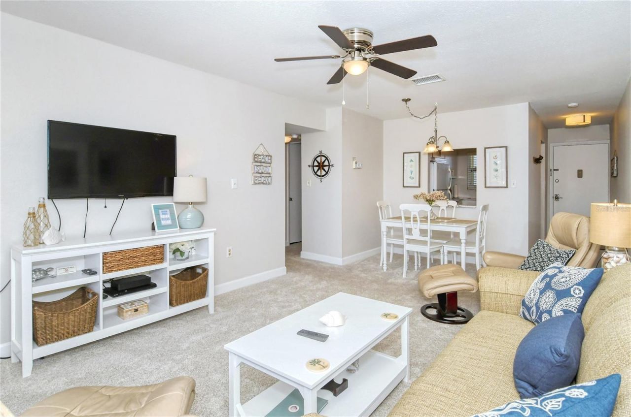 925 Beach Road, Unit 310, Sarasota, FL 34242 Photo