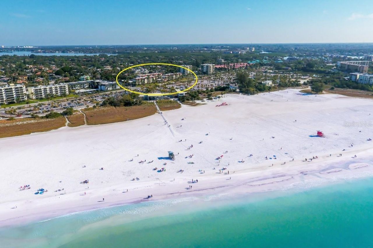 925 Beach Road, Unit 310, Sarasota, FL 34242 Photo