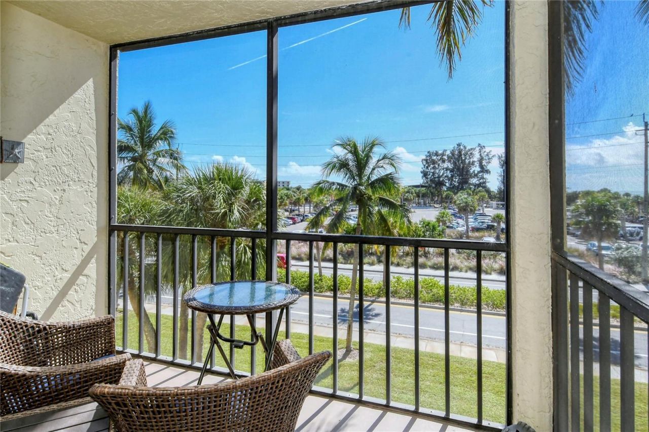 925 Beach Road, Unit 310, Sarasota, FL 34242 Photo