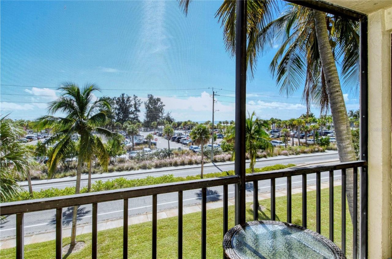 925 Beach Road, Unit 310, Sarasota, FL 34242 Photo
