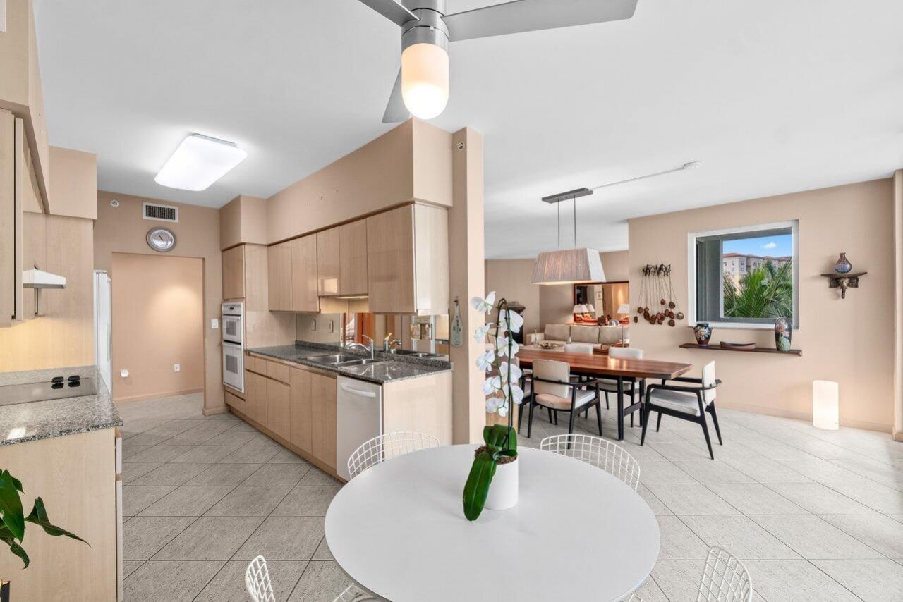 500 SE Mizner Boulevard, Unit A411, Boca Raton, FL 33432 Photo