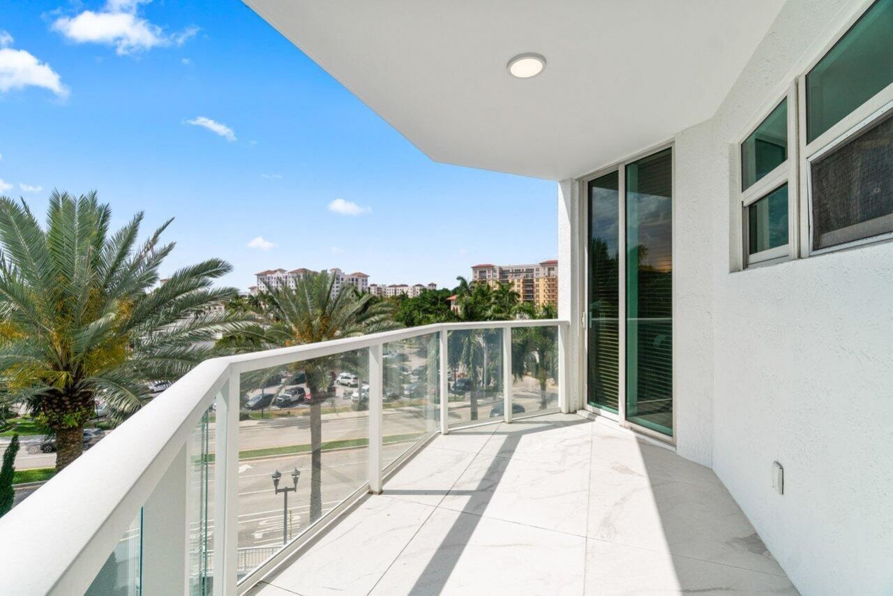 500 SE Mizner Boulevard, Unit A411, Boca Raton, FL 33432 Photo