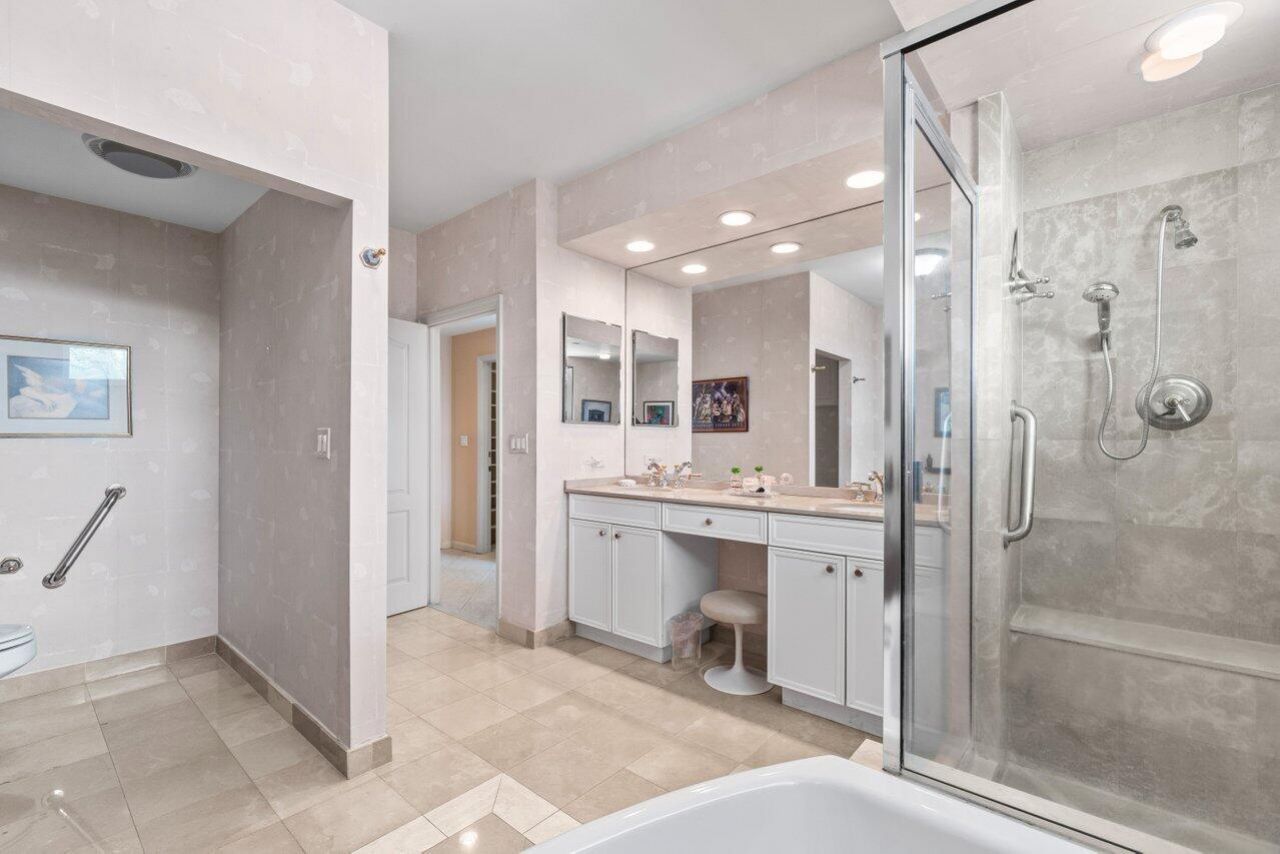 500 SE Mizner Boulevard, Unit A411, Boca Raton, FL 33432 Photo